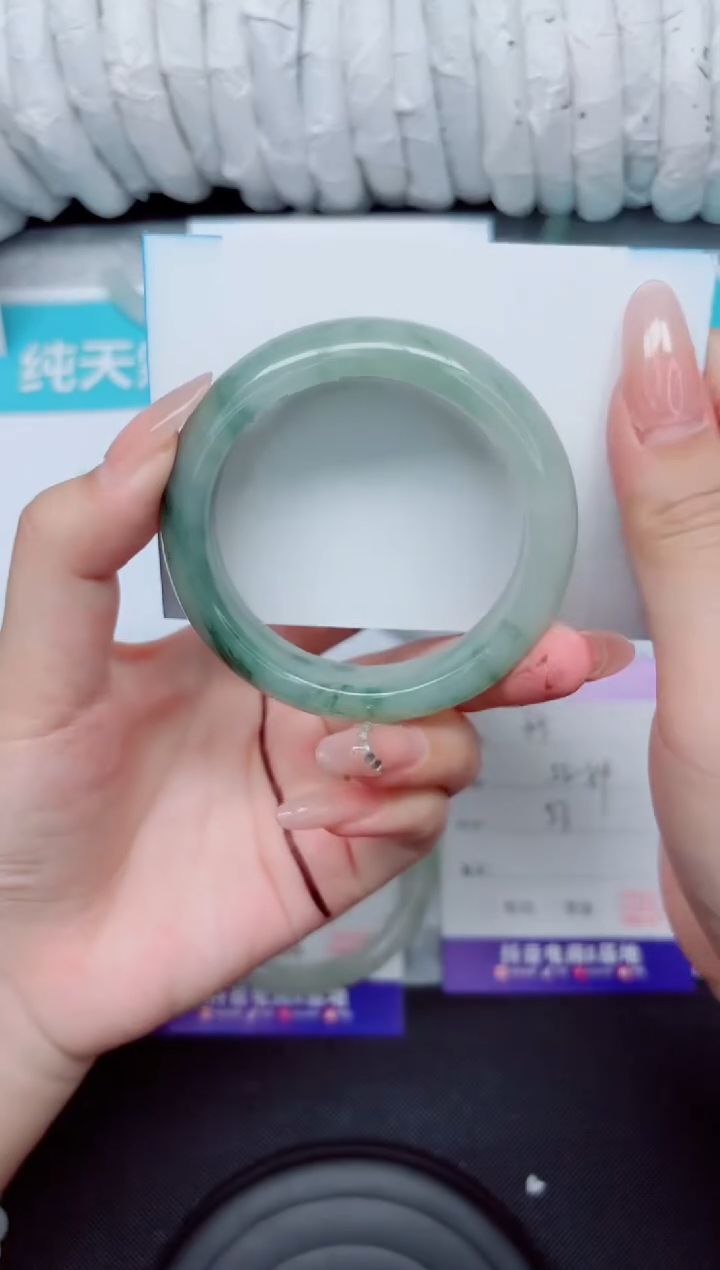 石英质玉手镯未镶嵌35-53