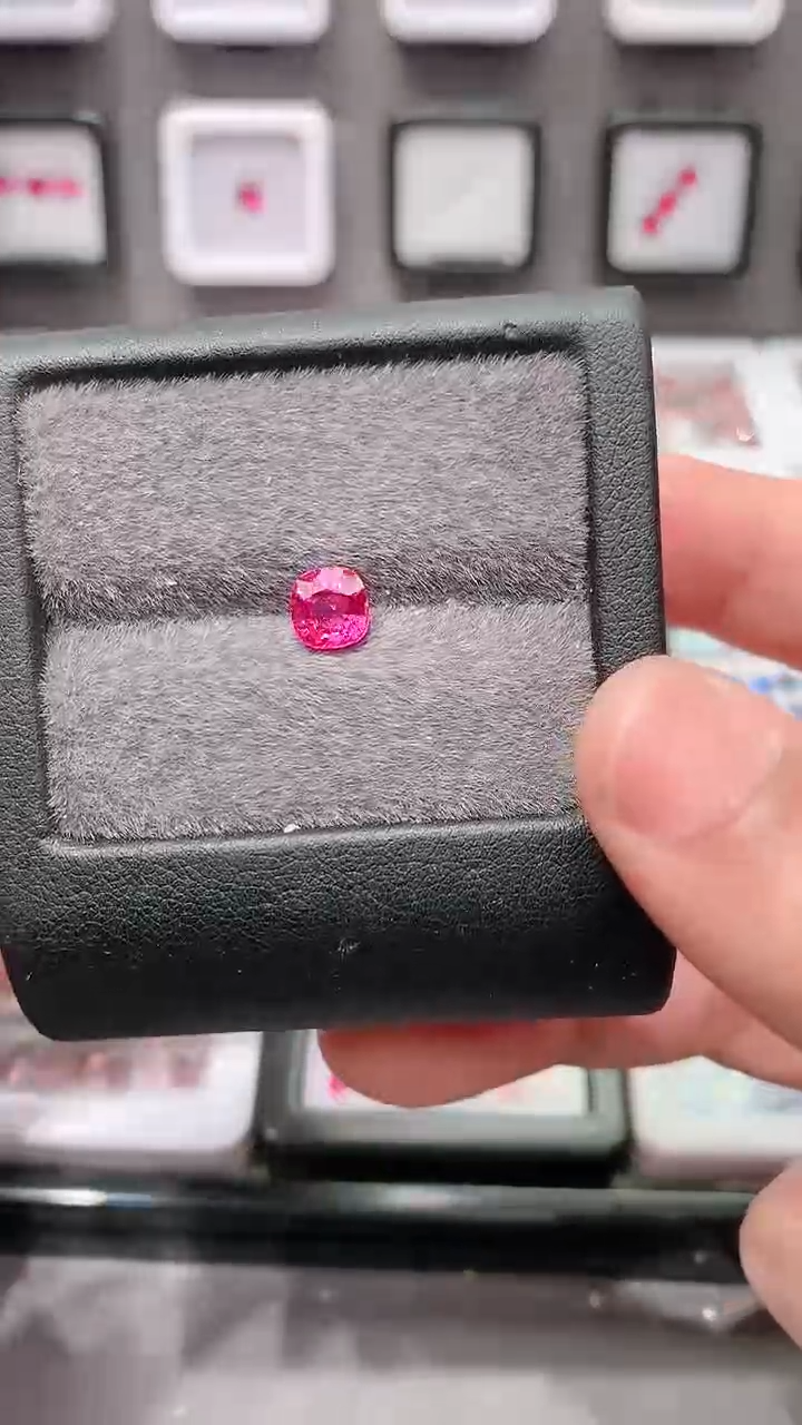 【闪购商品】尖晶石裸石未镶嵌绝地1.19