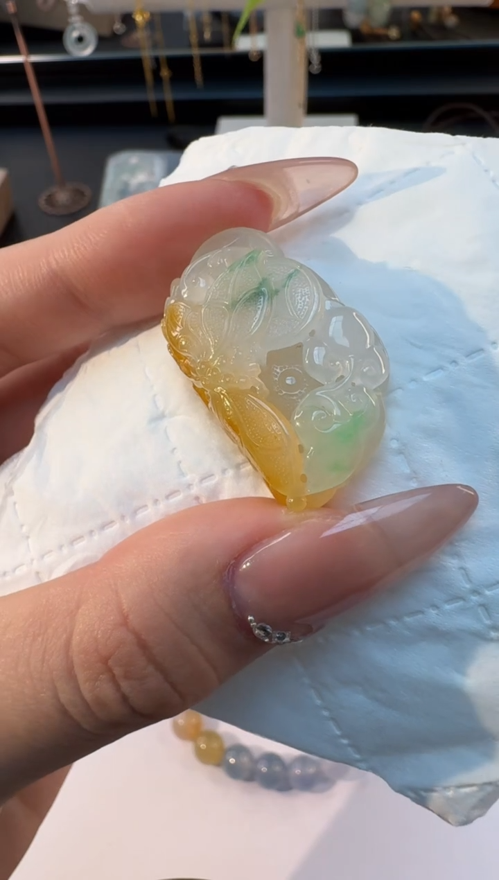 【闪购商品】翡翠颈饰未镶嵌缅甸翡翠A货吊坠