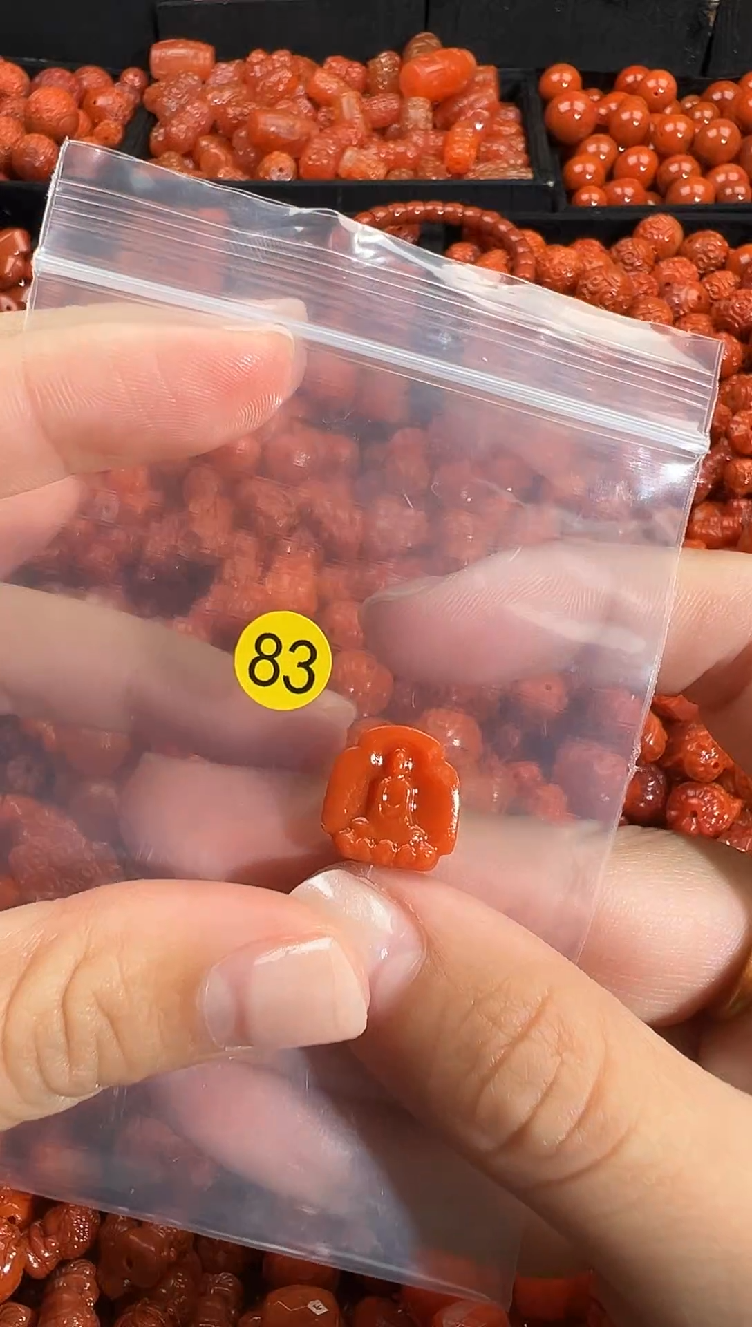 颈饰未镶嵌南红玛瑙1