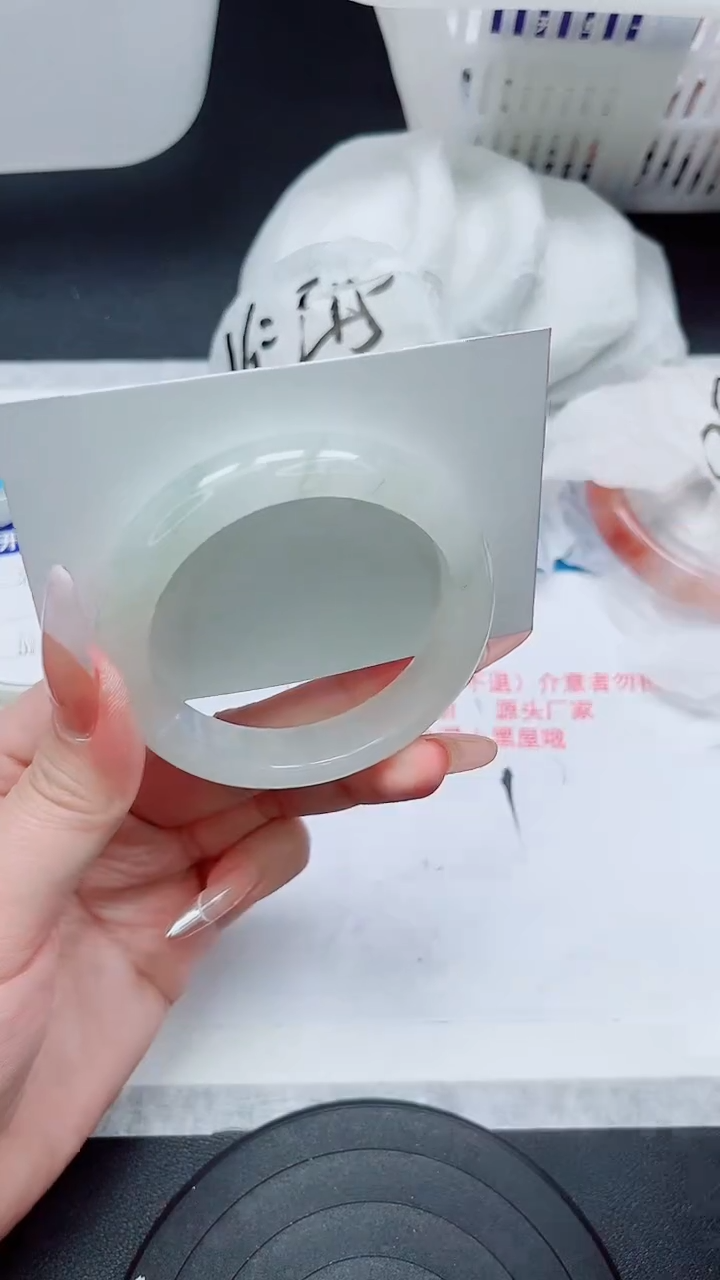 【闪购商品】石英质玉手镯未镶嵌294