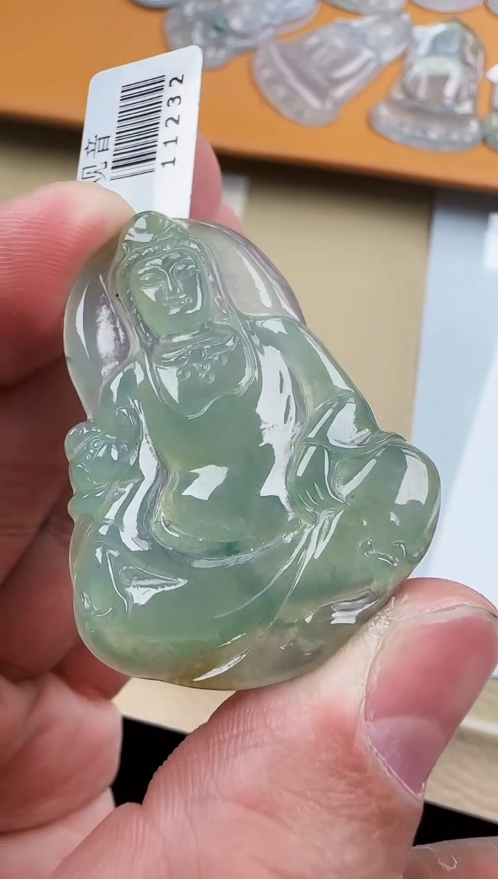 【闪购商品】翡翠颈饰未镶嵌翡翠
