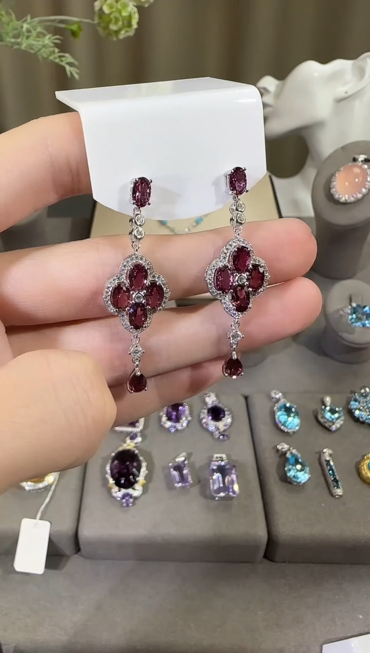 银S925镶嵌耳饰石榴石4*6mm耳坠设计款