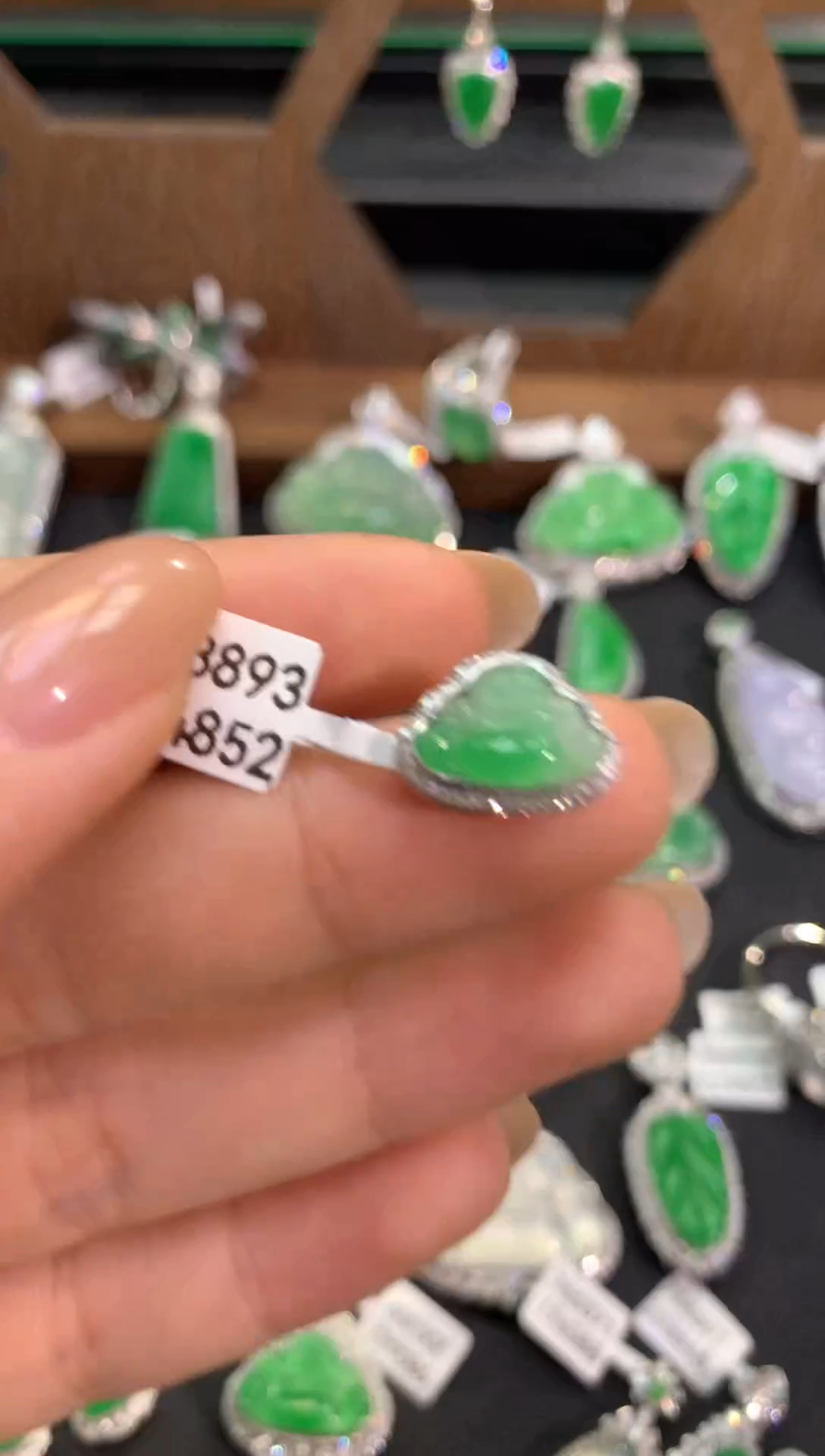 翡翠18K金镶嵌吊坠(不含链)吊坠