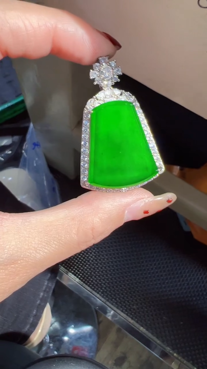 【闪购商品】定制翡翠未镶嵌无事牌商品多样性发货1