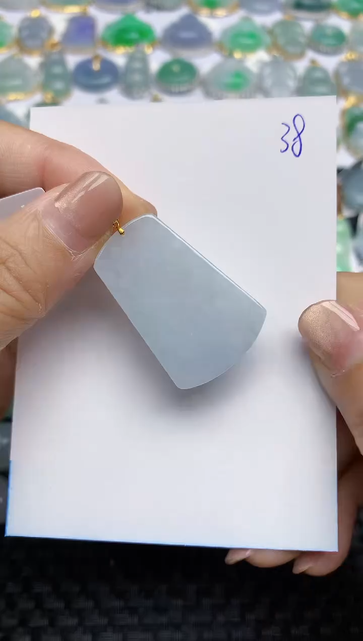 【闪购商品】翡翠颈饰18K金镶嵌天然A货翡翠 38