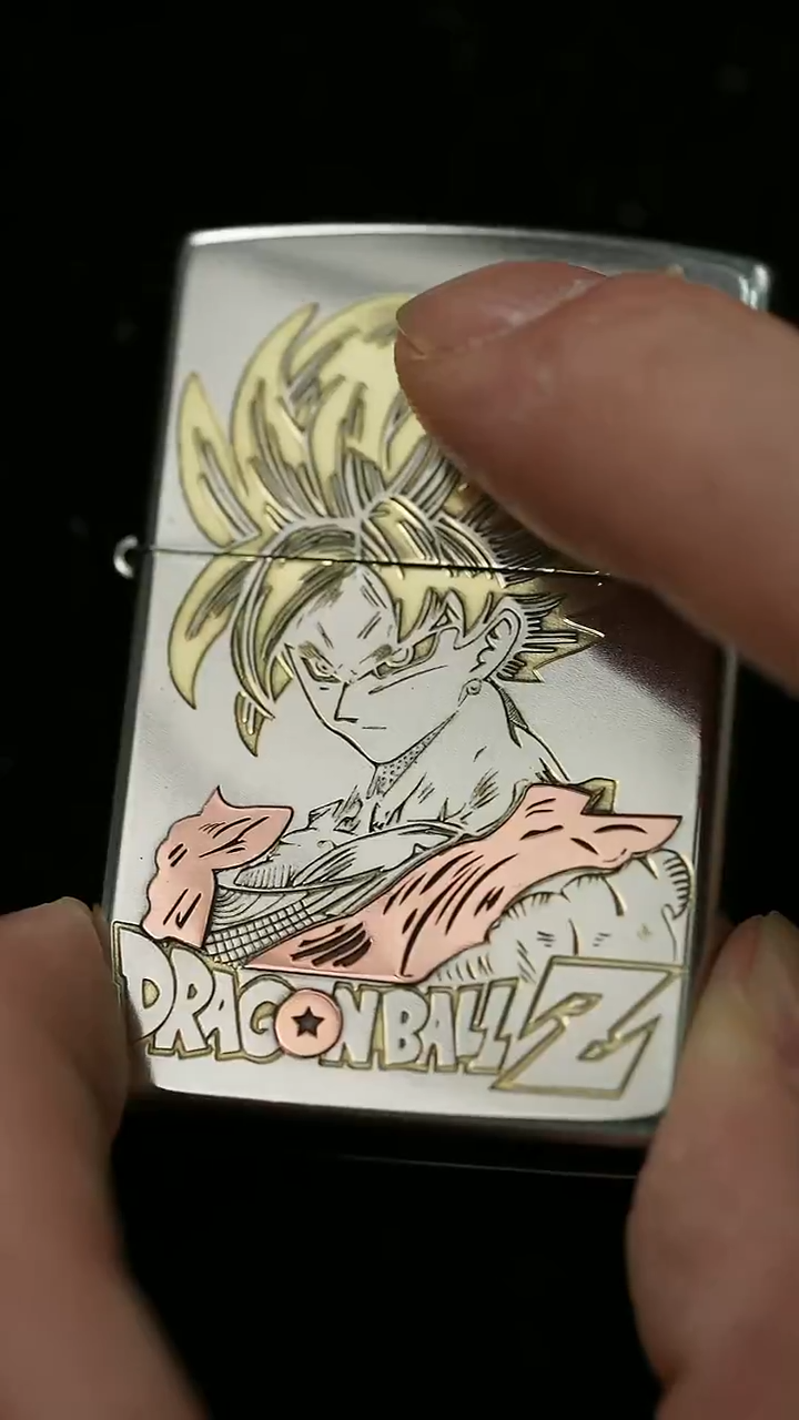 zippo的七龙珠的打火机