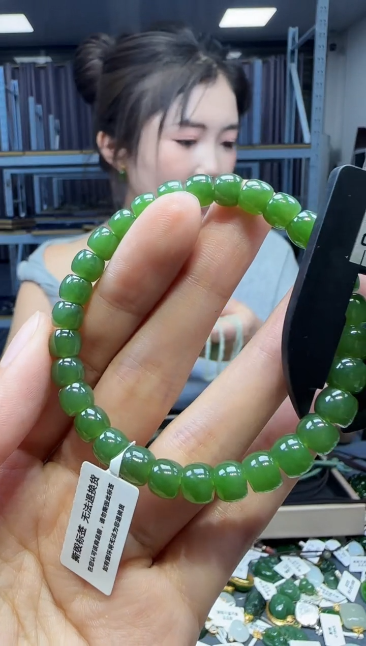 手串未镶嵌和田玉1