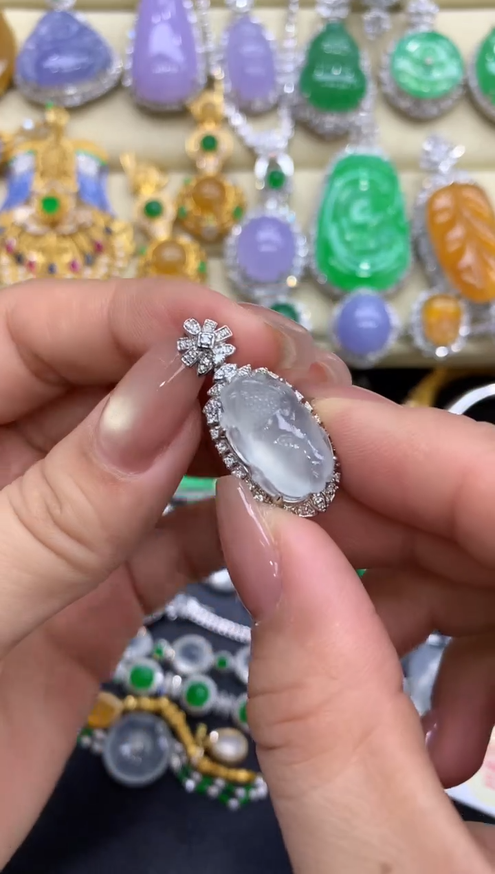 颈饰18K金镶嵌翡翠364-中国好珍宝