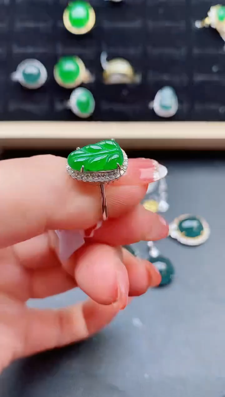【闪购商品】翡翠戒指银S925镶嵌212121
