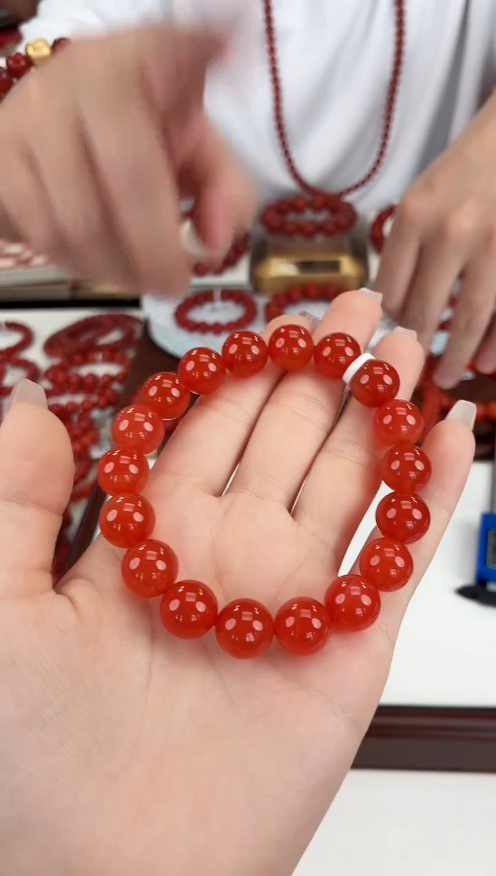 南红玛瑙冰红手串11+未镶嵌一个/条