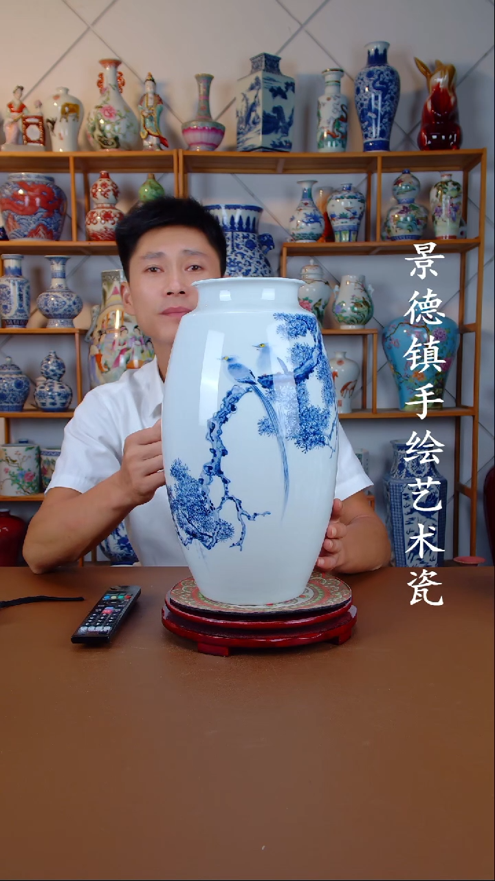现代景德镇手工手绘陶瓷摆件13
