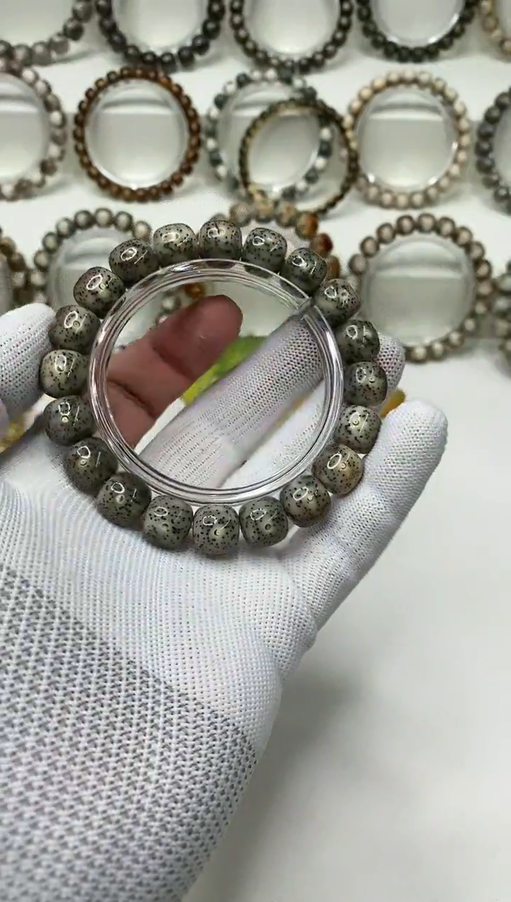 手串星月菩提226    b5