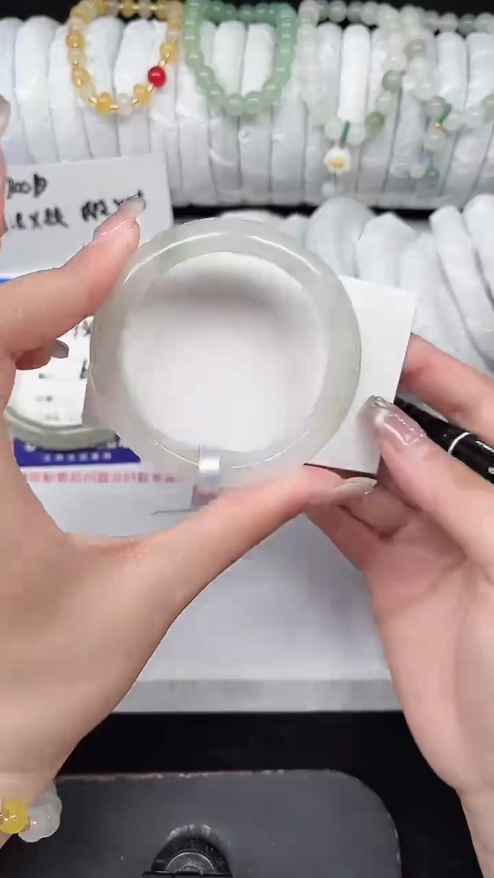 未镶嵌手镯石英质玉131-52/53