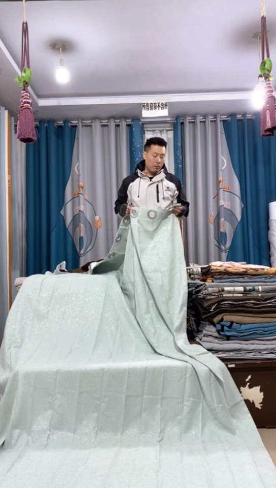 布成品窗帘  23 