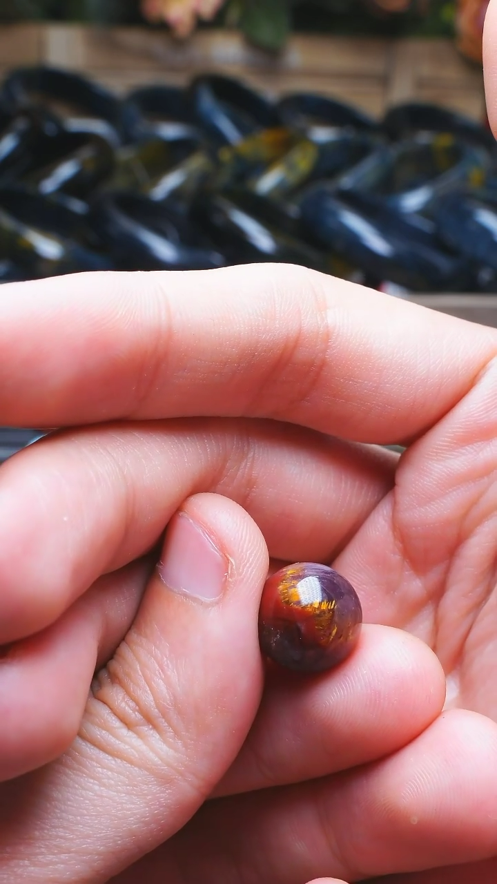 【闪购商品】水晶L002极光天眼单珠12mm未镶嵌多样性发其一