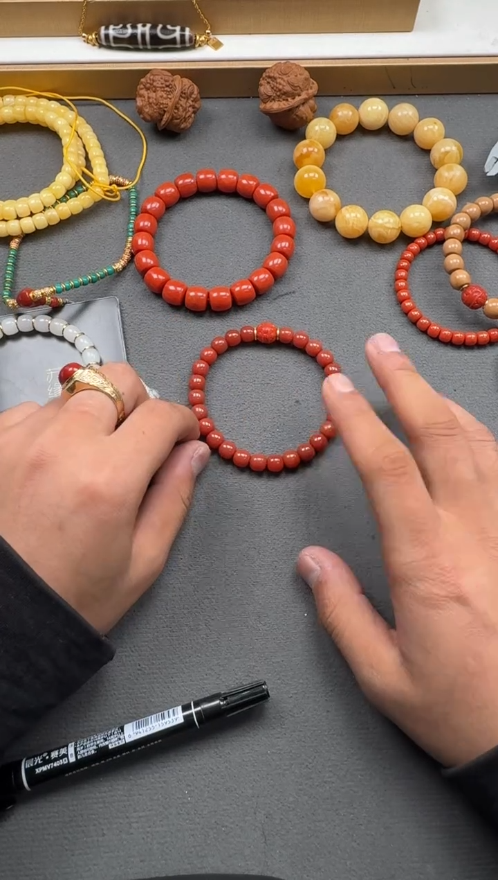 【闪购商品】椰蒂手串18K金镶嵌手串手串