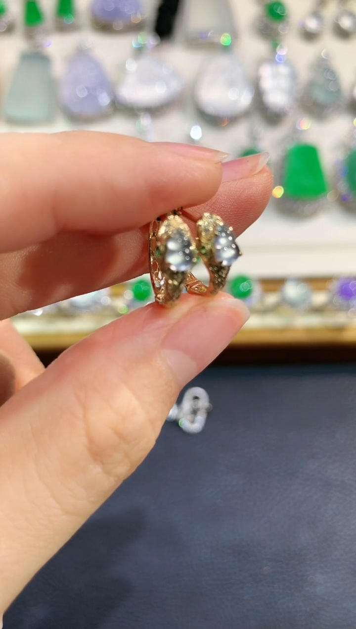 【闪购商品】翡翠耳饰18K金镶嵌q31