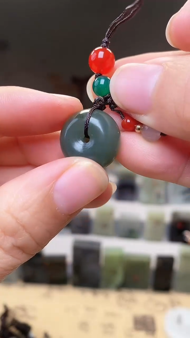 【闪购商品】和田玉挂件未镶嵌75