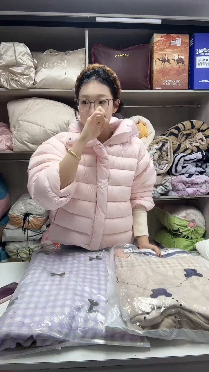 棉150*200cm豆豆绒被套颜色随机