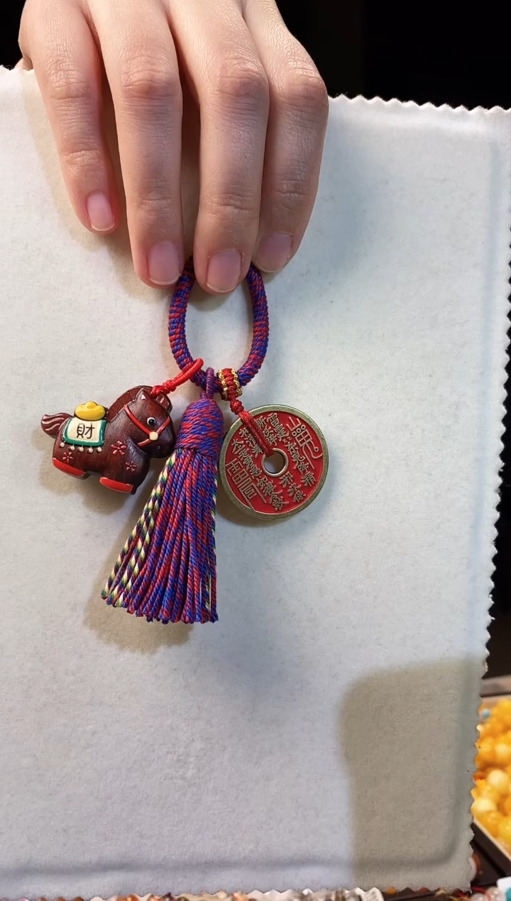未镶嵌手串水晶马上来米花 文玩包挂 大红大紫绳子