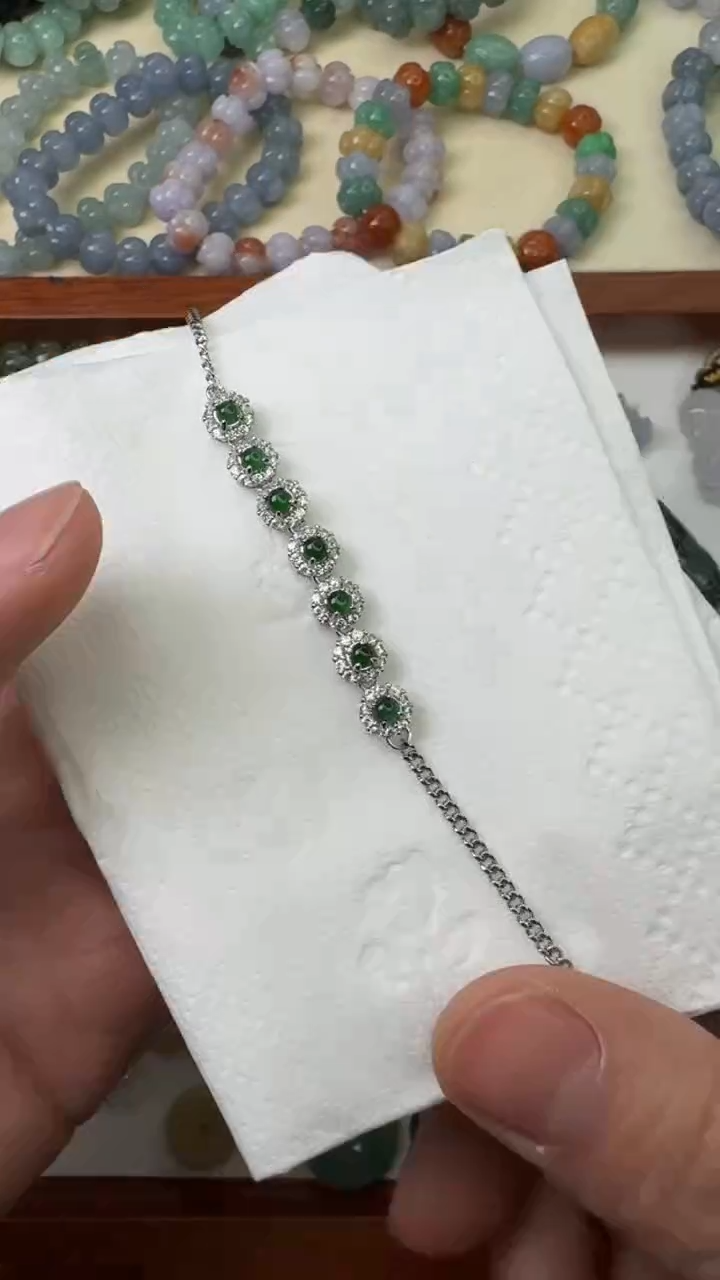 【闪购商品】翡翠颈饰未镶嵌【闪购商品】 天然翡翠 