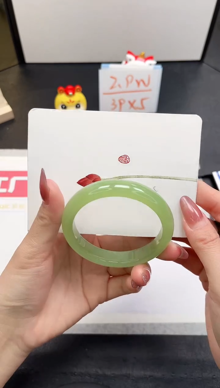 【闪购商品】石英质玉手镯未镶嵌306-54.3