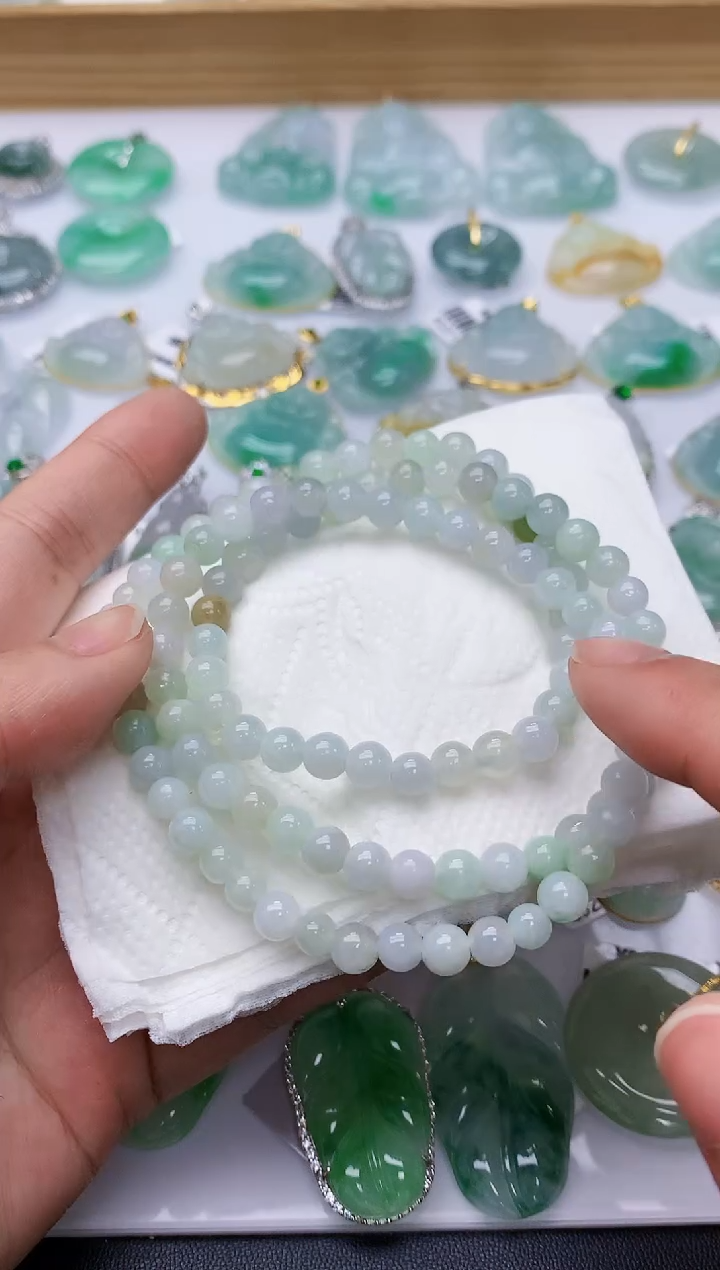 颈饰未镶嵌翡翠天然A货