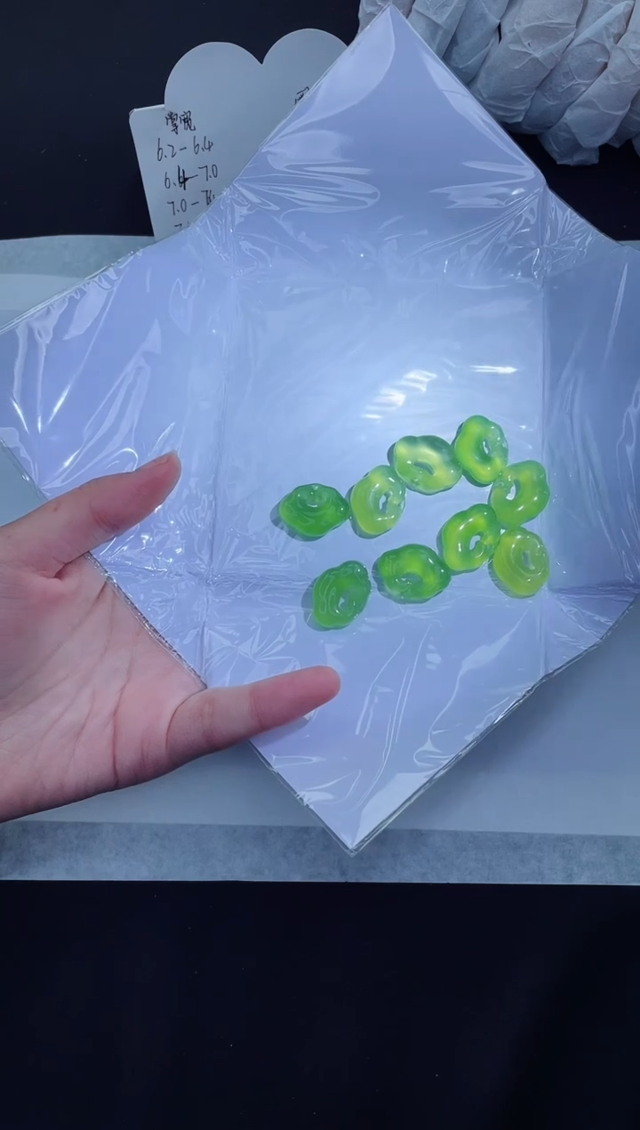 【闪购商品】石英质玉手镯未镶嵌吊坠