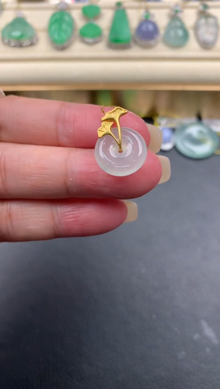 【闪购商品】翡翠颈饰18K金镶嵌Q552      