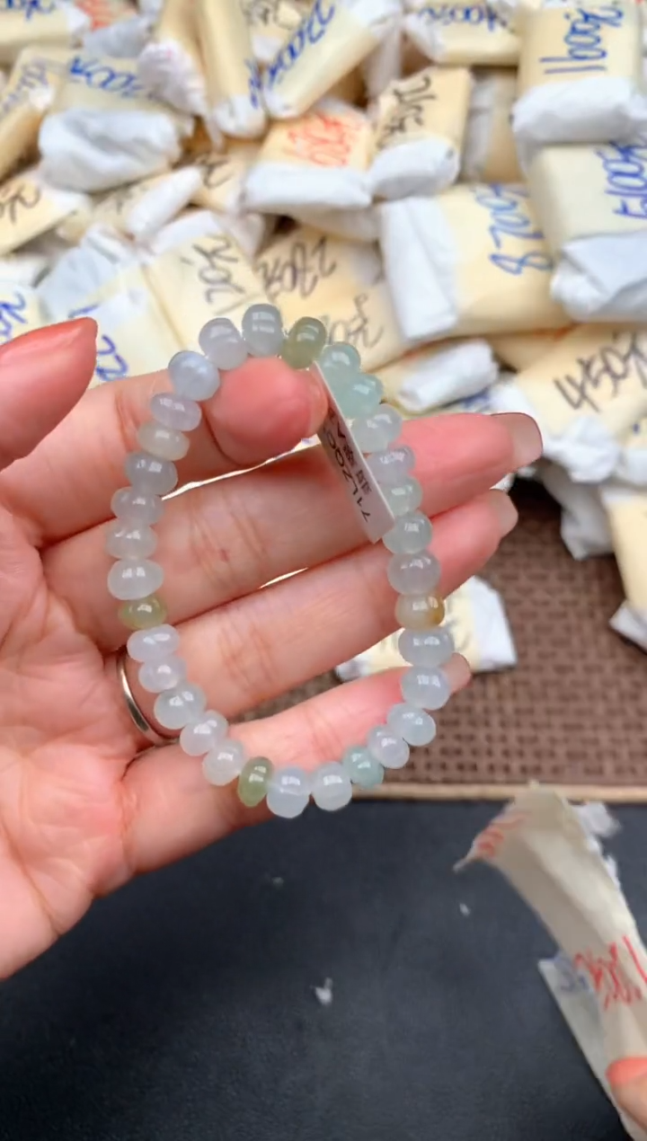 未镶嵌挂件翡翠—福利