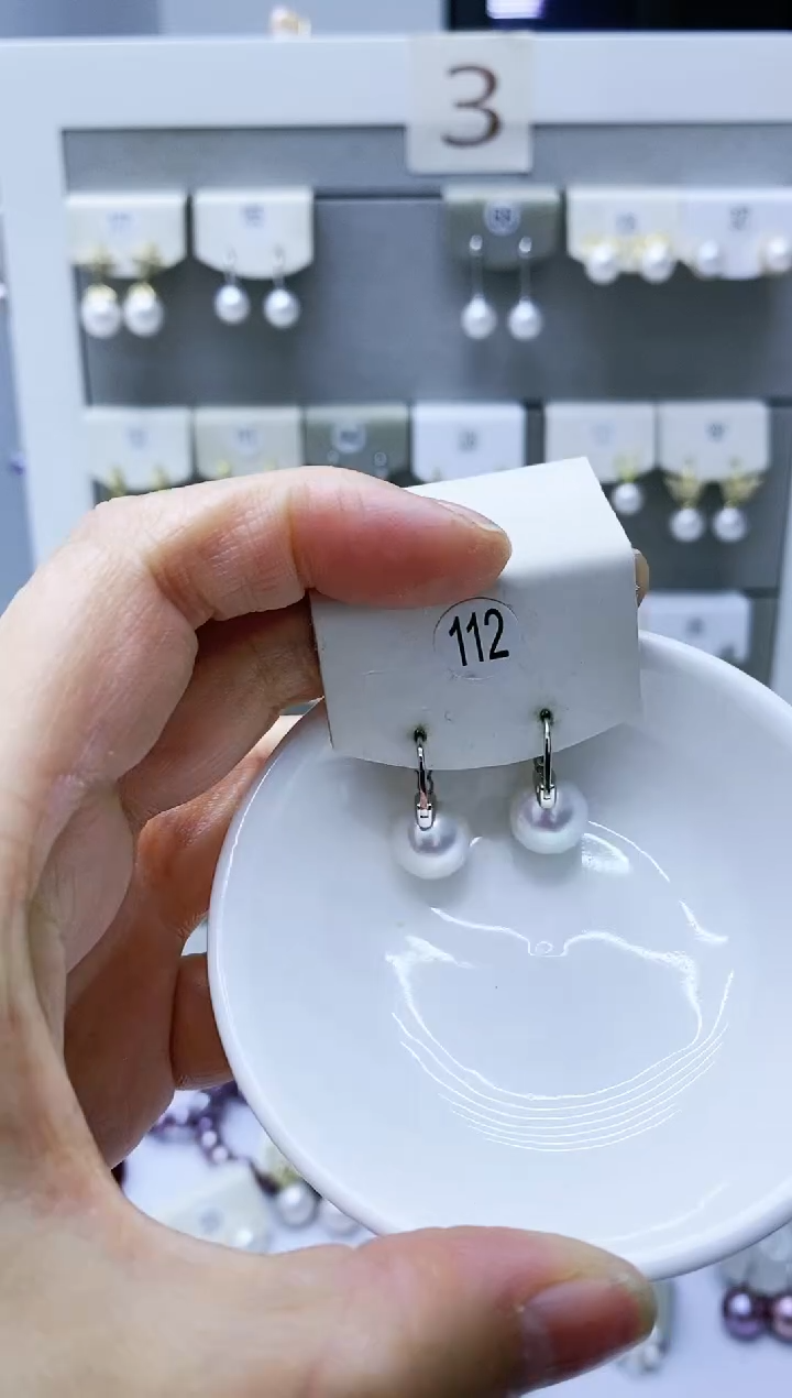 【闪购商品】淡水珍珠耳饰银S925镶嵌112