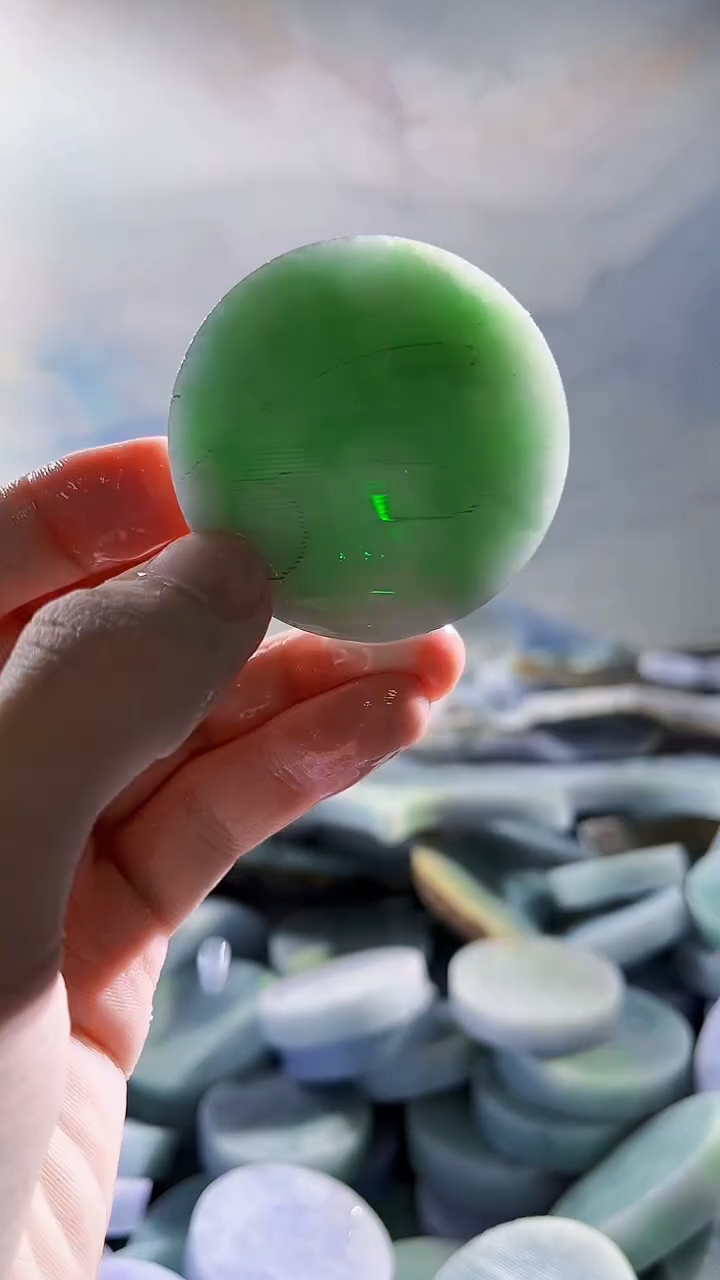 翡翠裸石缅甸翡翠A货文2473