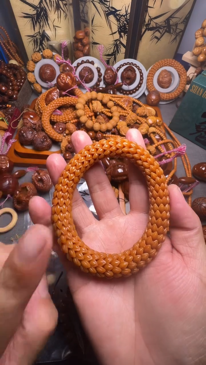 手串橄榄核猴头莲花