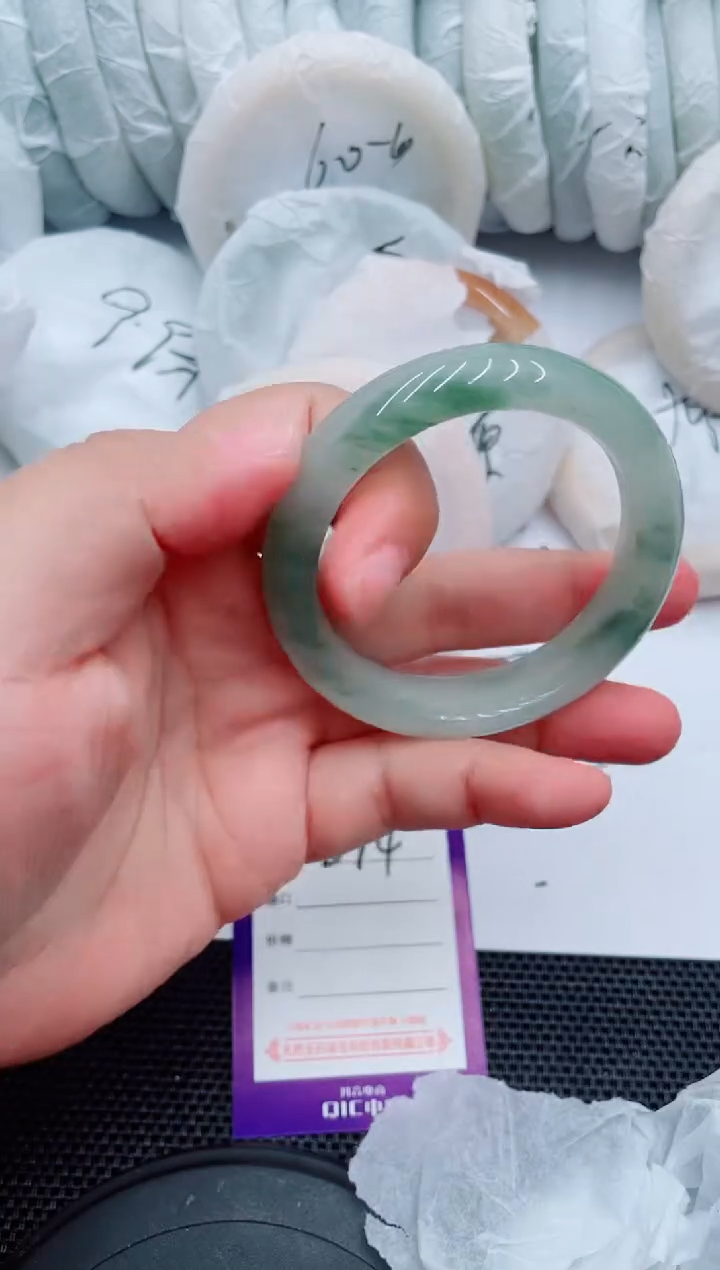 石英质玉手镯未镶嵌D94-52-53