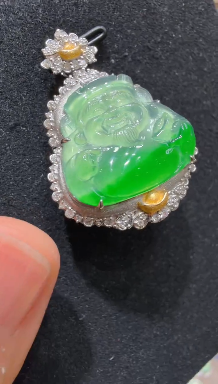吊坠(不含链)18K金镶嵌翡翠多样性团购发一件