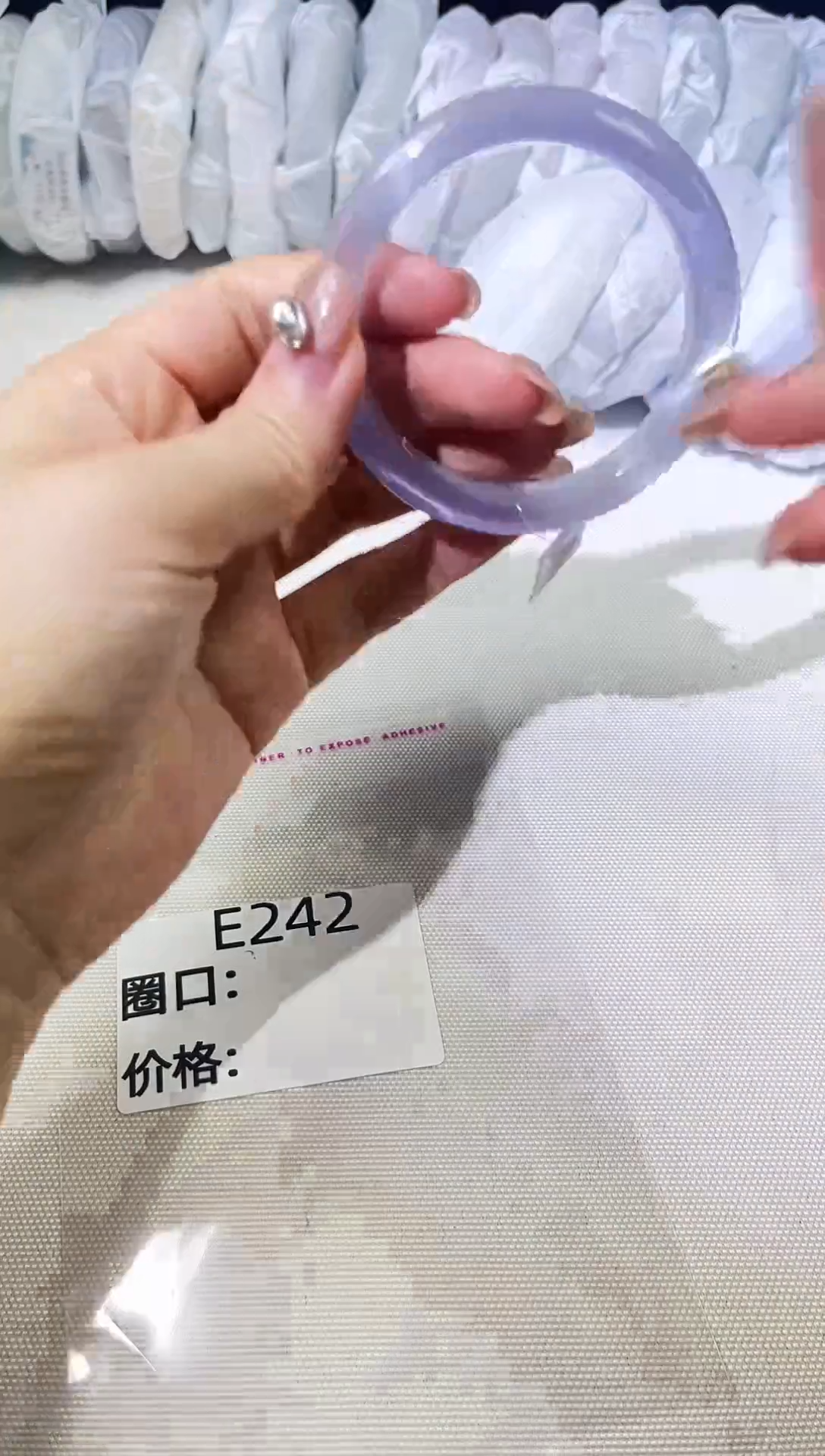 无无时尚气质百搭女款手镯手链