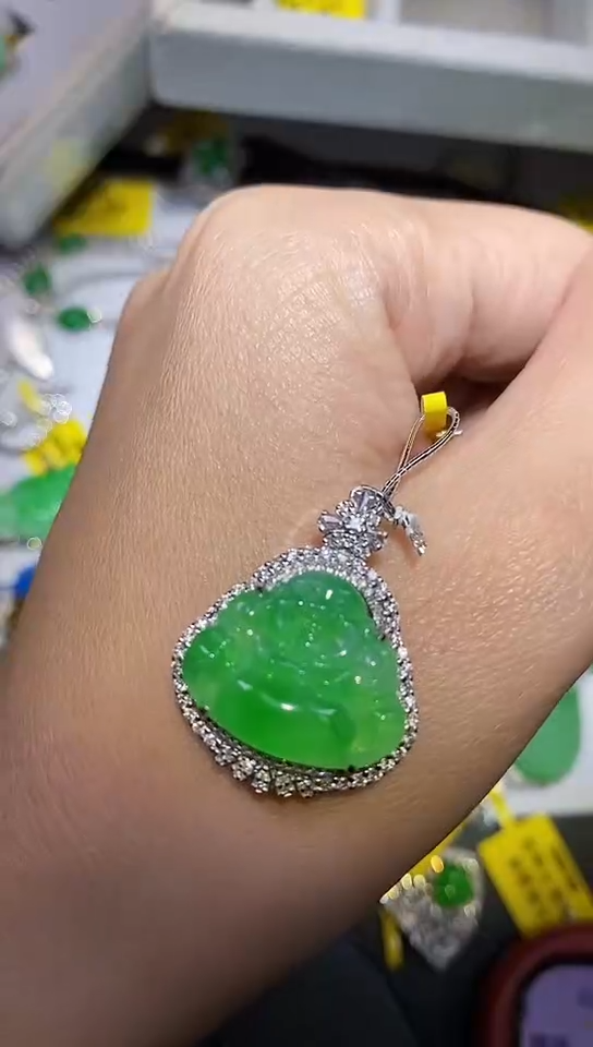 【闪购商品】翡翠颈饰18K金镶嵌18k金吊坠