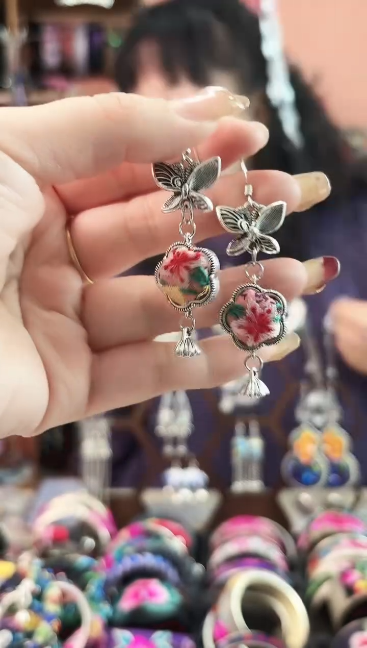 艺枝独绣手工饰品222*