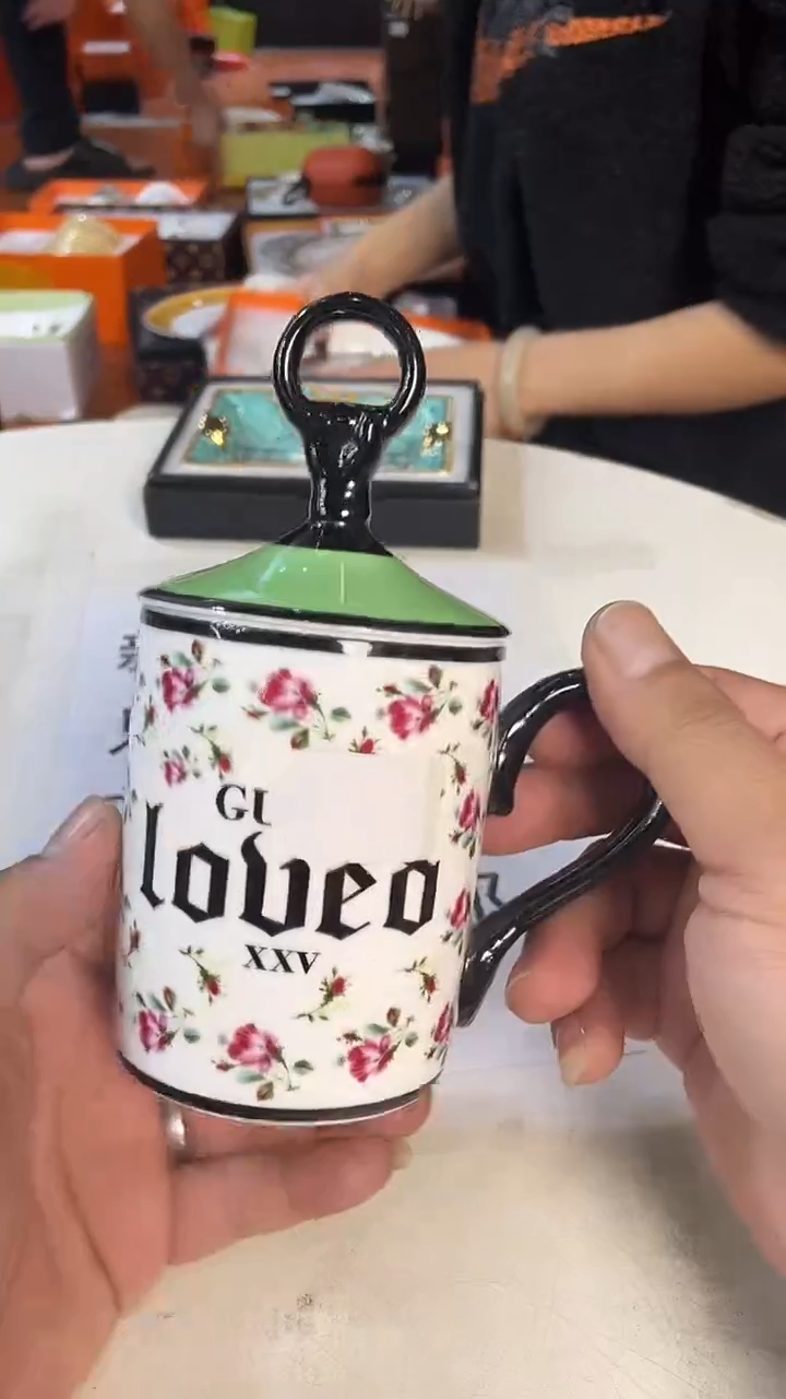杯鸿辉家品牌瓷器，京东包邮！