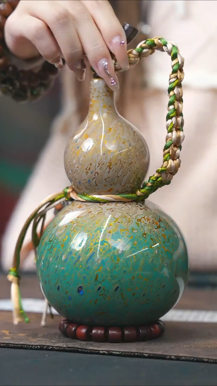 【闪购商品】WQ151漆艺酒葫芦不包手串及旋转底座