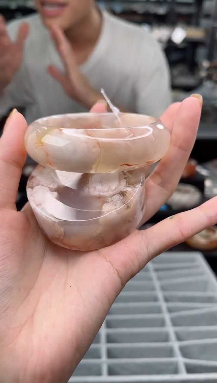 【闪购商品】石英质玉手镯未镶嵌59圈口（赠品镯心）1600157