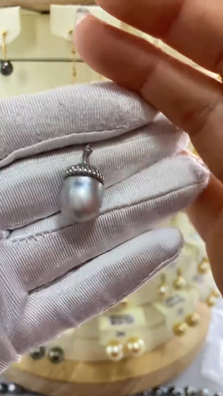【闪购商品】海水珍珠吊坠(赠链)银S925镶嵌澳白巴洛克