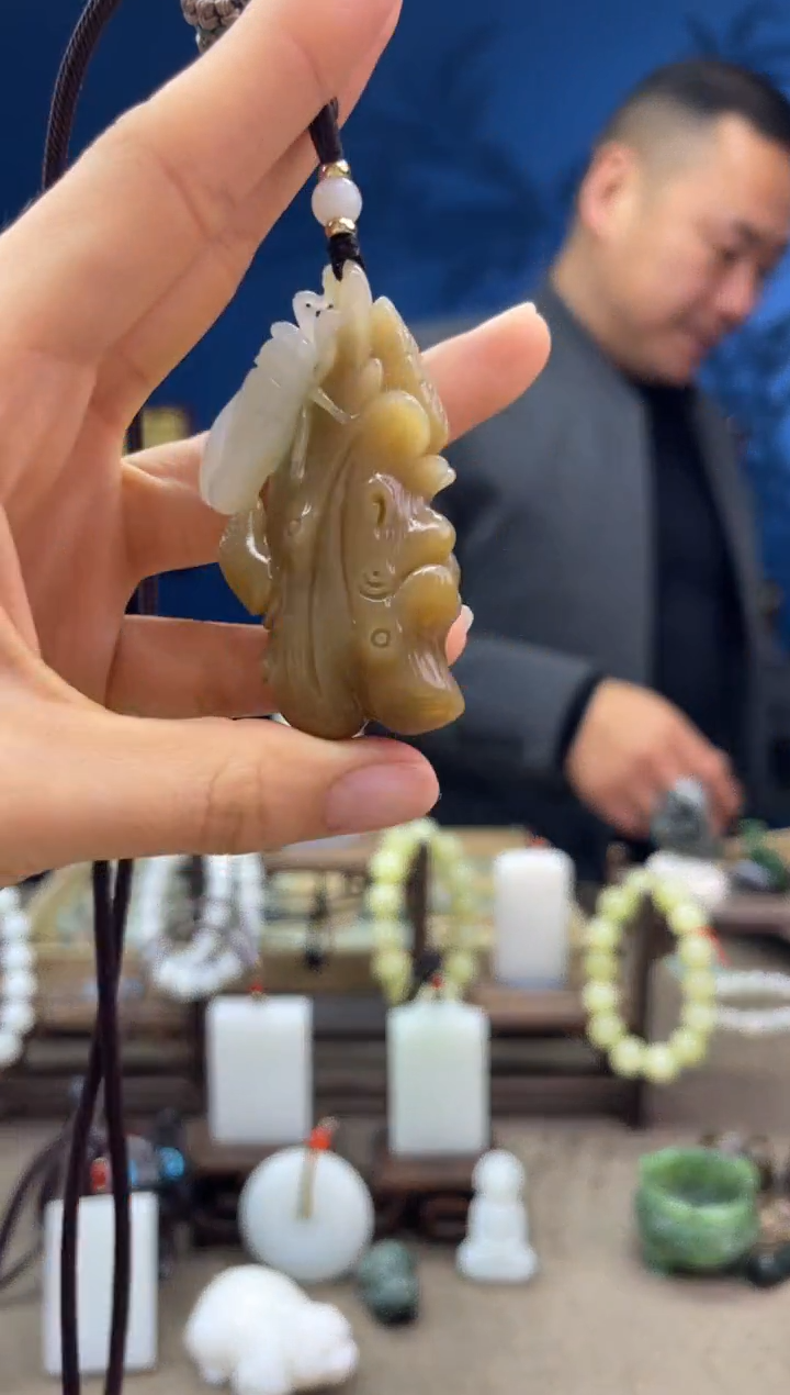 【闪购商品】和田玉颈饰未镶嵌1