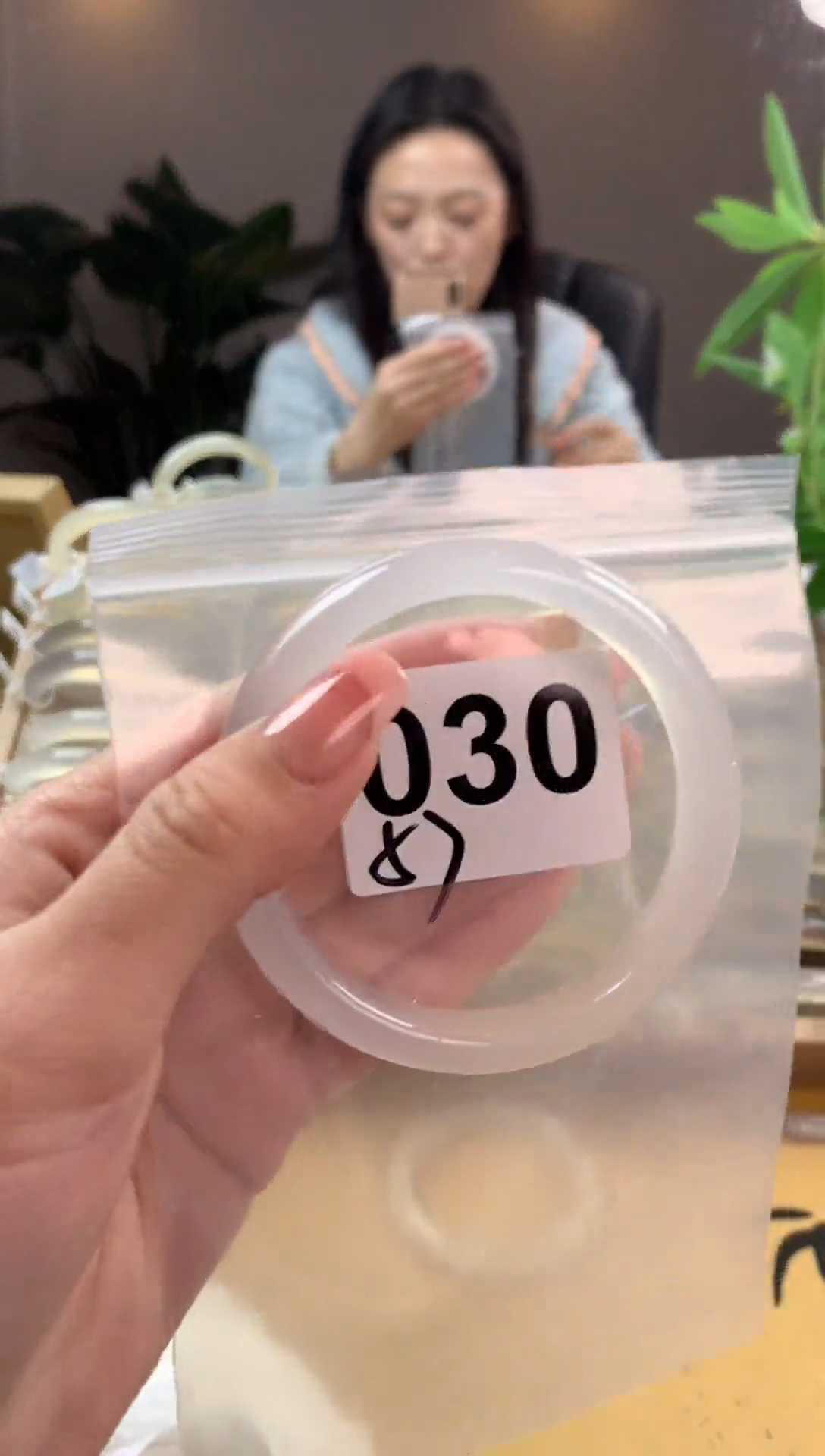 【闪购商品】玛瑙/玉髓手镯未镶嵌030
