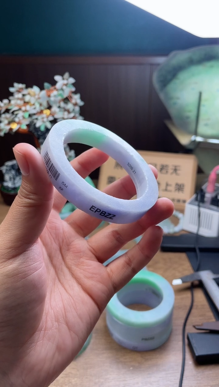 【闪购商品】定制翡翠手镯未镶嵌定制