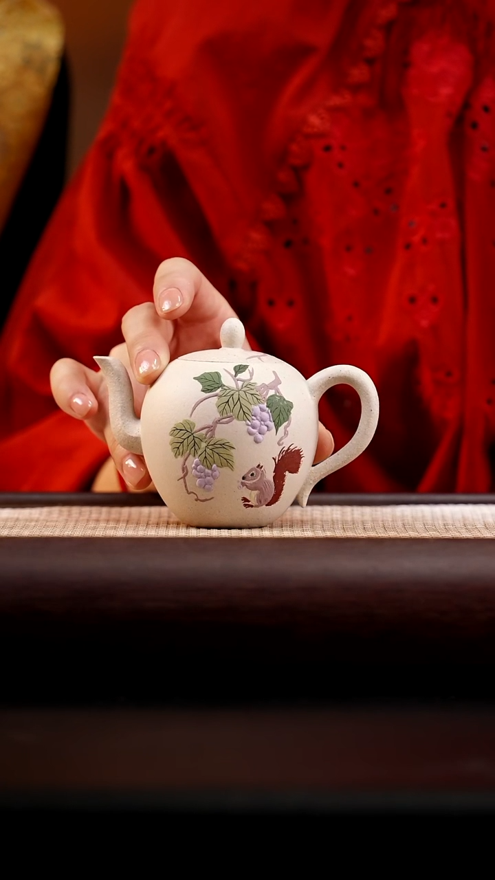 茶壶紫砂白玉段美人肩130cc