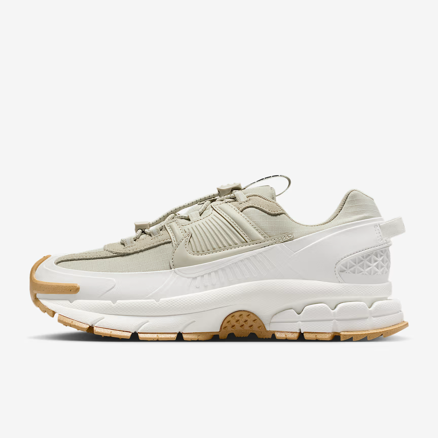 【滔搏联动】NIKE耐克女子 NIKE ZOOM VOMERO ROAM休闲鞋HQ2181-100