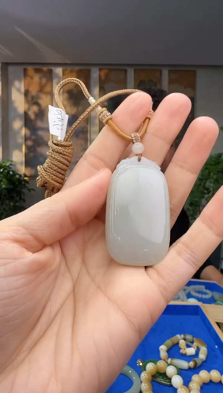未镶嵌和田玉挂件拍一发一