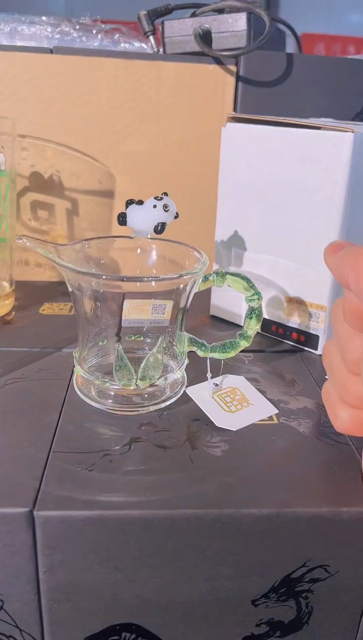 【闪购商品】熊猫公道晶焱金标